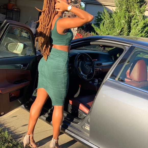 Windsor 2 piece set - Picture 12 of 12